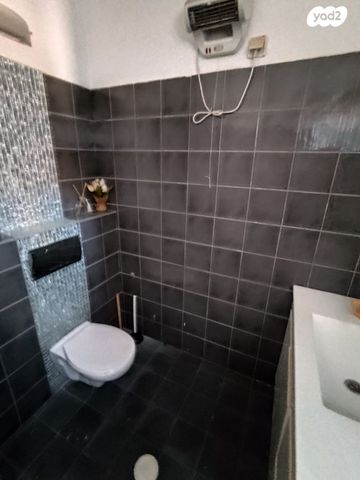 בית פרטי/ קוטג', נאות הרצל, נתניה