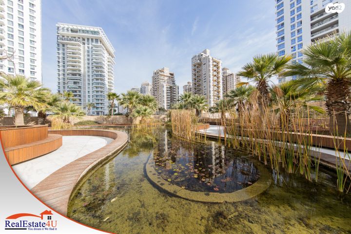 דירה, אהוד מנור, עיר ימים, נתניה