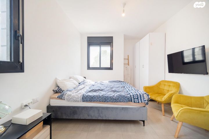 דירה, רועי קליין, קרית קריניצי, רמת גן