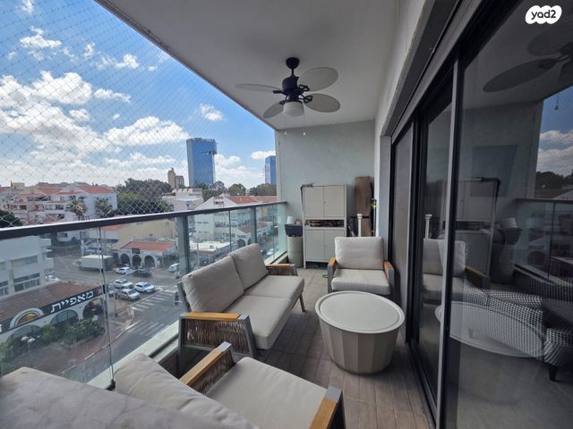 דירה, טשרניחובסקי, ותיקים, כפר סבא