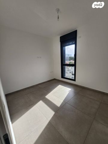 דירה, הצנחנים, נווה שרת, תל אביב יפו