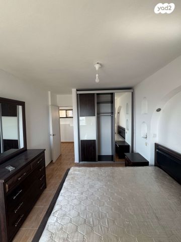 דירה, העלייה 4, דרומית, נצרת עילית / נוף הגליל