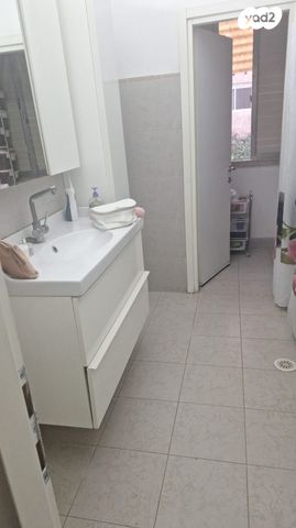 דירה, פדויים, מגדיאל, הוד השרון