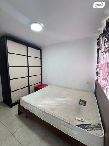 דירה, הרב הרצוג 36, קרית אתא