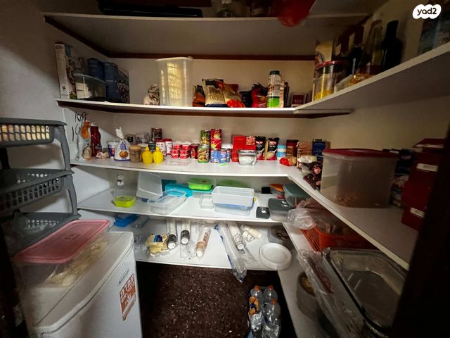 בית פרטי/ קוטג', זינגר, מרכז העיר, סביניה, הוותיקה, קרית ביאליק