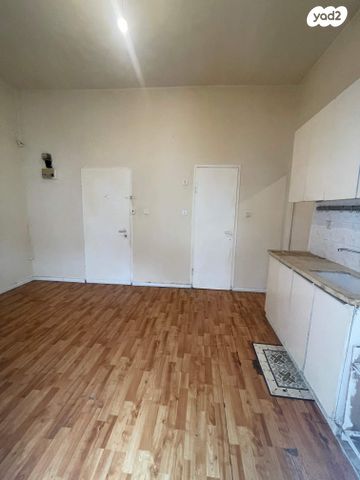 דירה, נחלת בנימין, פלורנטין, תל אביב יפו