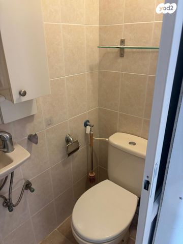 דירה, לוין שמעון זאב 9, מרכז, הרצליה