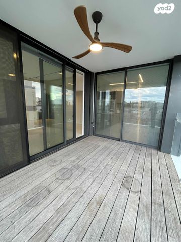 דירה, ש"י עגנון 28, כוכב הצפון, תל אביב יפו