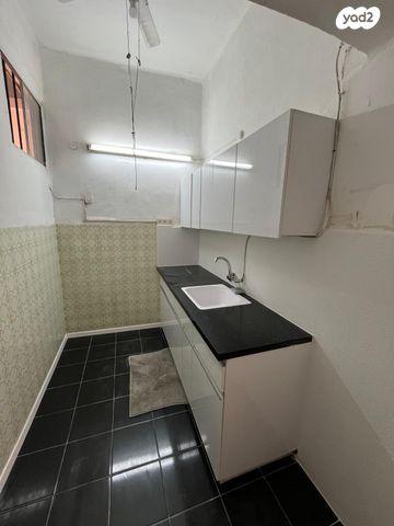 דירה, הכובשים 9, כרם התימנים, תל אביב יפו