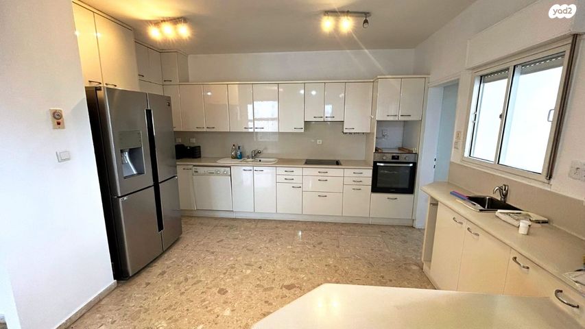 דירה, השופטים, הרצליה