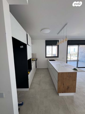 דירה, פארק העסקים האלף, ראשון לציון