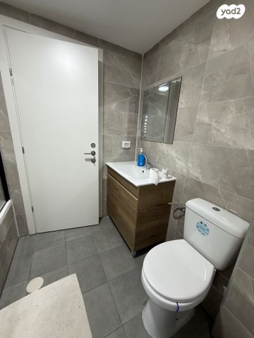 דירה, עיר היין, אשקלון