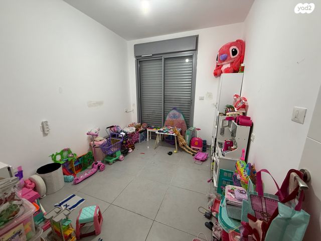 דירה, תורמוס, אילת