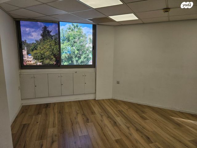 משרדים, גלגלי הפלדה, אזור תעשיה, הרצליה