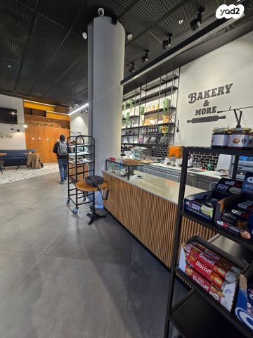 חנויות/ שטח מסחרי, שדרות הפלי"ם 2, קרית הממשלה ע"ש רבין, חיפה