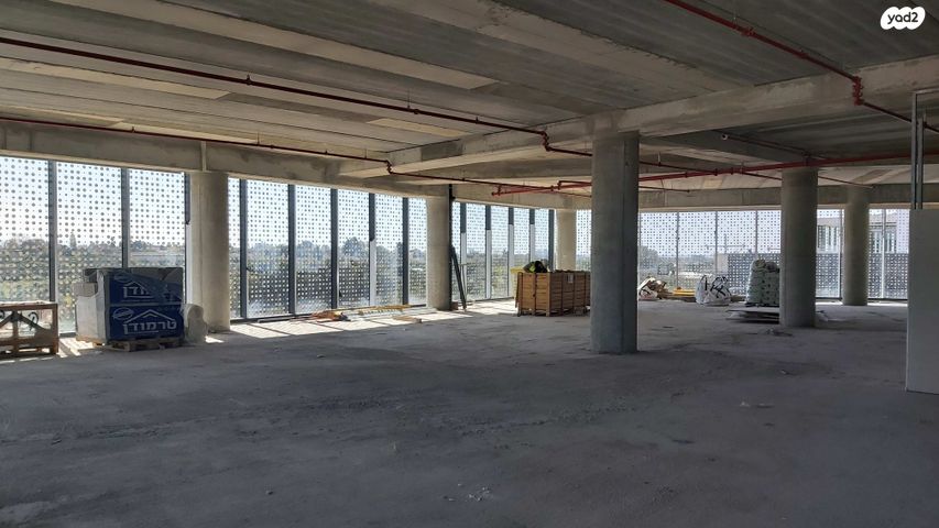 משרדים, אילן רמון, שאר העיר, נס ציונה