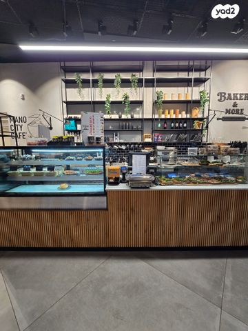 חנויות/ שטח מסחרי, שדרות הפלי"ם 2, קרית הממשלה ע"ש רבין, חיפה