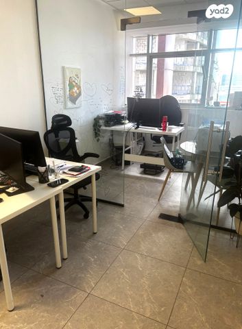 משרדים, ילדי טהרן 8, מב"ת מערב, אזור תעשייה חדש, ראשון לציון