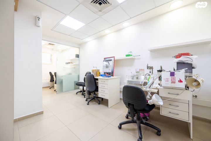 משרדים, דרך זאב ז'בוטינסקי, פארקטק פתח תקווה / אזור תעשייה קרית אריה, פתח תקווה