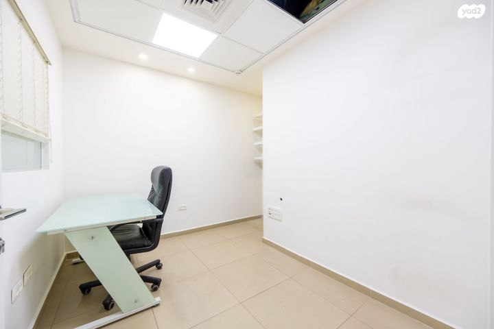 משרדים, דרך זאב ז'בוטינסקי, פארקטק פתח תקווה / אזור תעשייה קרית אריה, פתח תקווה