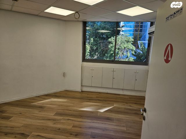 משרדים, גלגלי הפלדה, אזור תעשיה, הרצליה