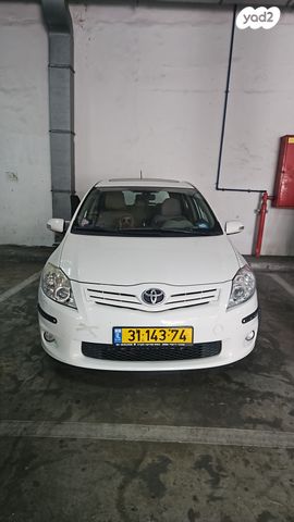 טויוטה אוריס