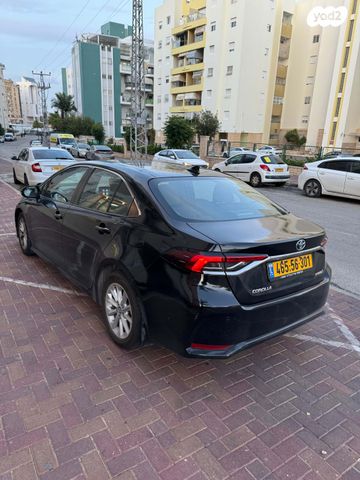 טויוטה קורולה