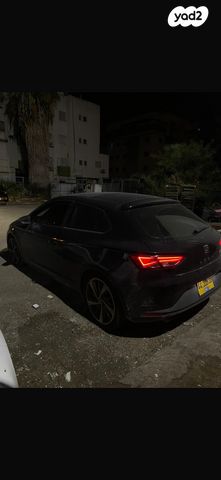 מודעת רכב סיאט לאון