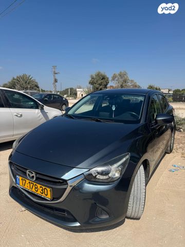 מודעת רכב מאזדה 2