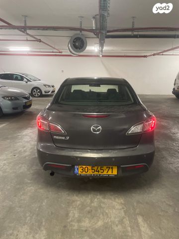 מאזדה 3
