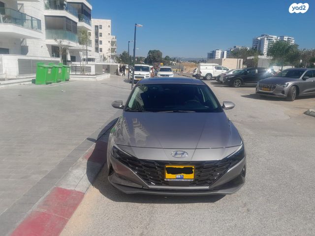 יונדאי אלנטרה