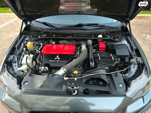 מיצובישי לנסר איוולושן