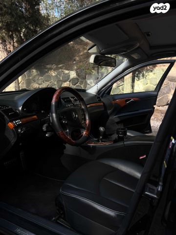 מודעת רכב מרצדס-בנץ E-class