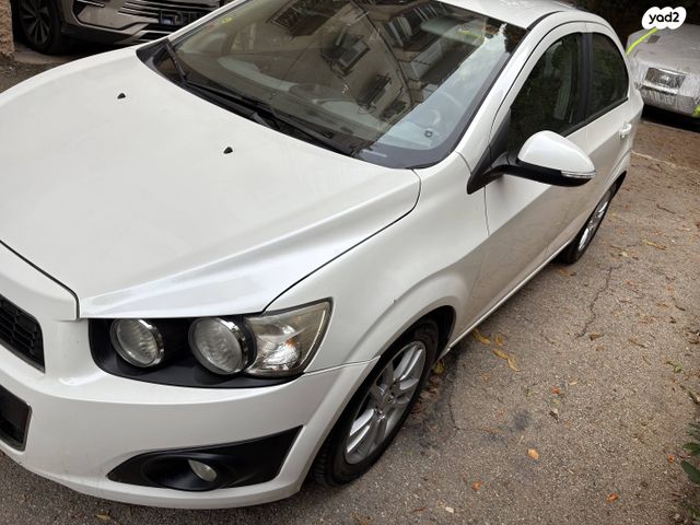 שברולט סוניק