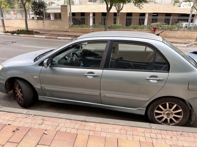 מיצובישי לנסר