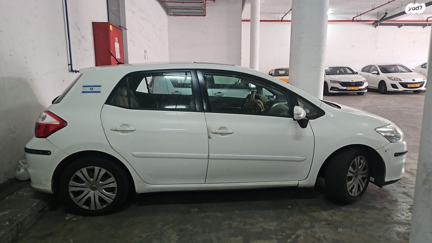 טויוטה אוריס