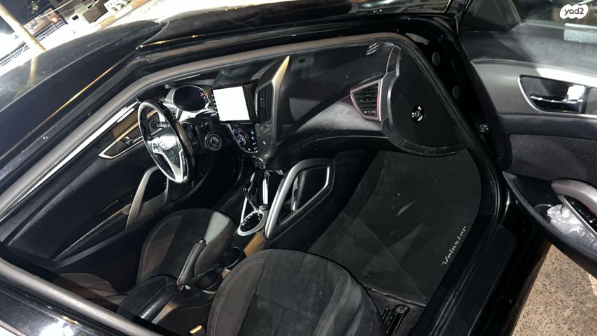 מודעת רכב יונדאי ולוסטר