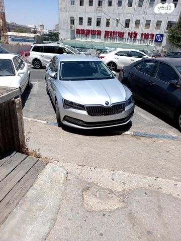 מודעת רכב סקודה סופרב