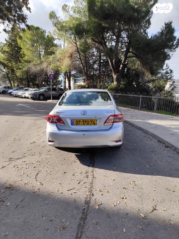 טויוטה קורולה