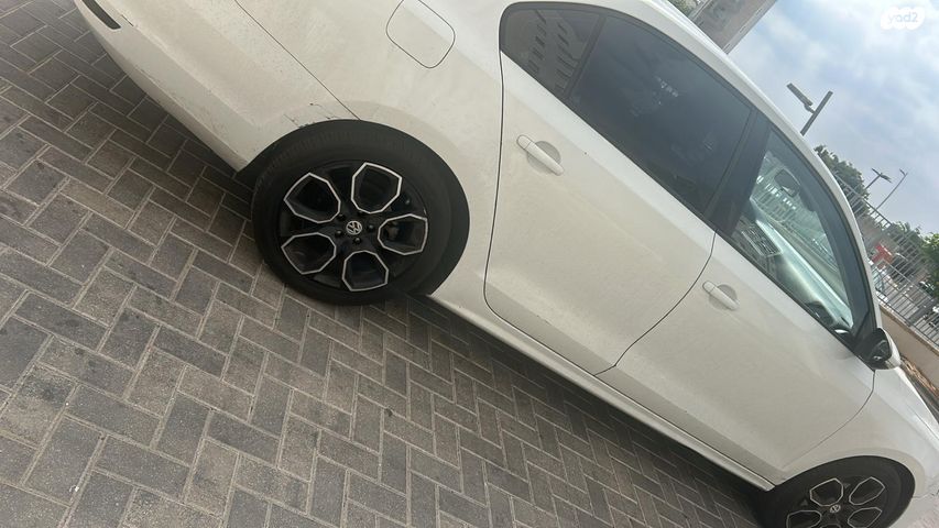 מודעת רכב פולקסווגן ג'טה