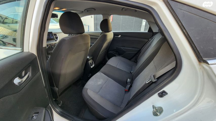 יונדאי אקסנט i25