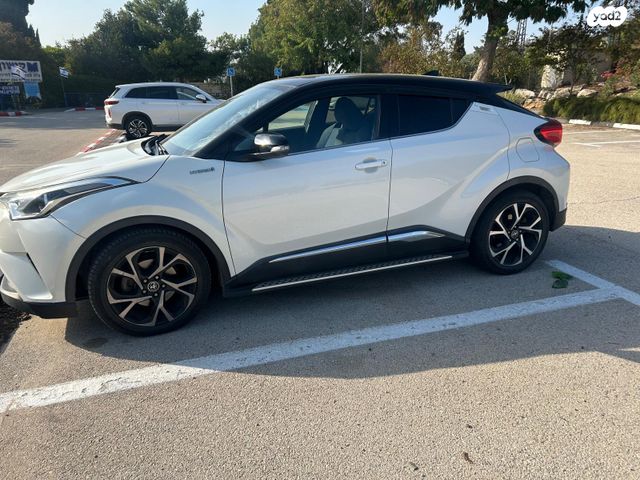 טויוטה C-HR