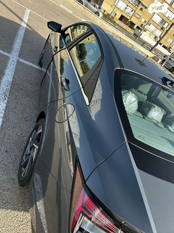 יונדאי אלנטרה