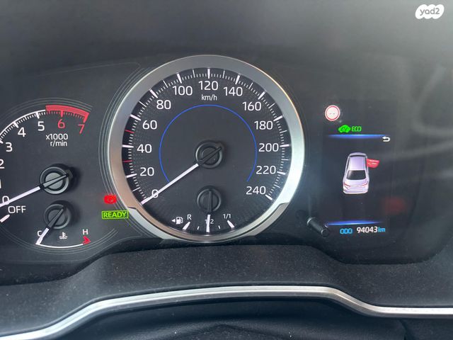 מודעת רכב טויוטה קורולה