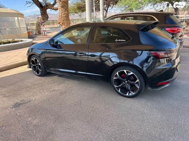 מודעת רכב סיאט לאון