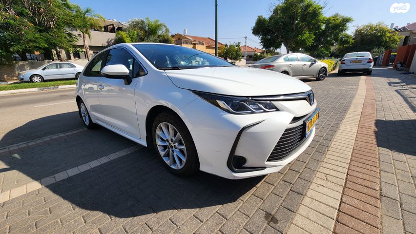 טויוטה קורולה