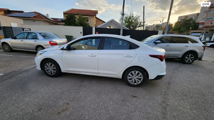 יונדאי אקסנט i25