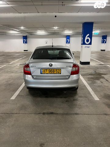 סקודה ראפיד