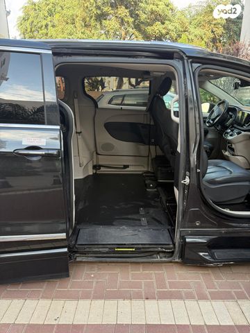 קרייזלר פסיפיקה