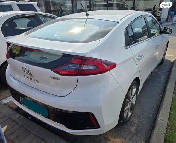 יונדאי איוניק